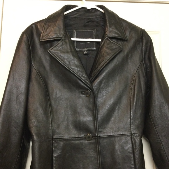 ANDREW MARC Women’s Leather Jacket - Picture 1 of 15